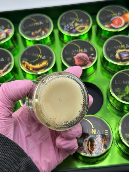smooth to handle, rich in flavor, and heavy in effects. Whether you’re chasing terps, powerful highs, or both, this badder is made to